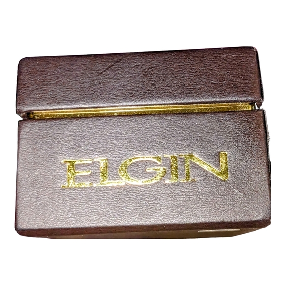 Elgin Gold Tone Quartz Watch With 2 Bracelets Set - Picture 4 of 5